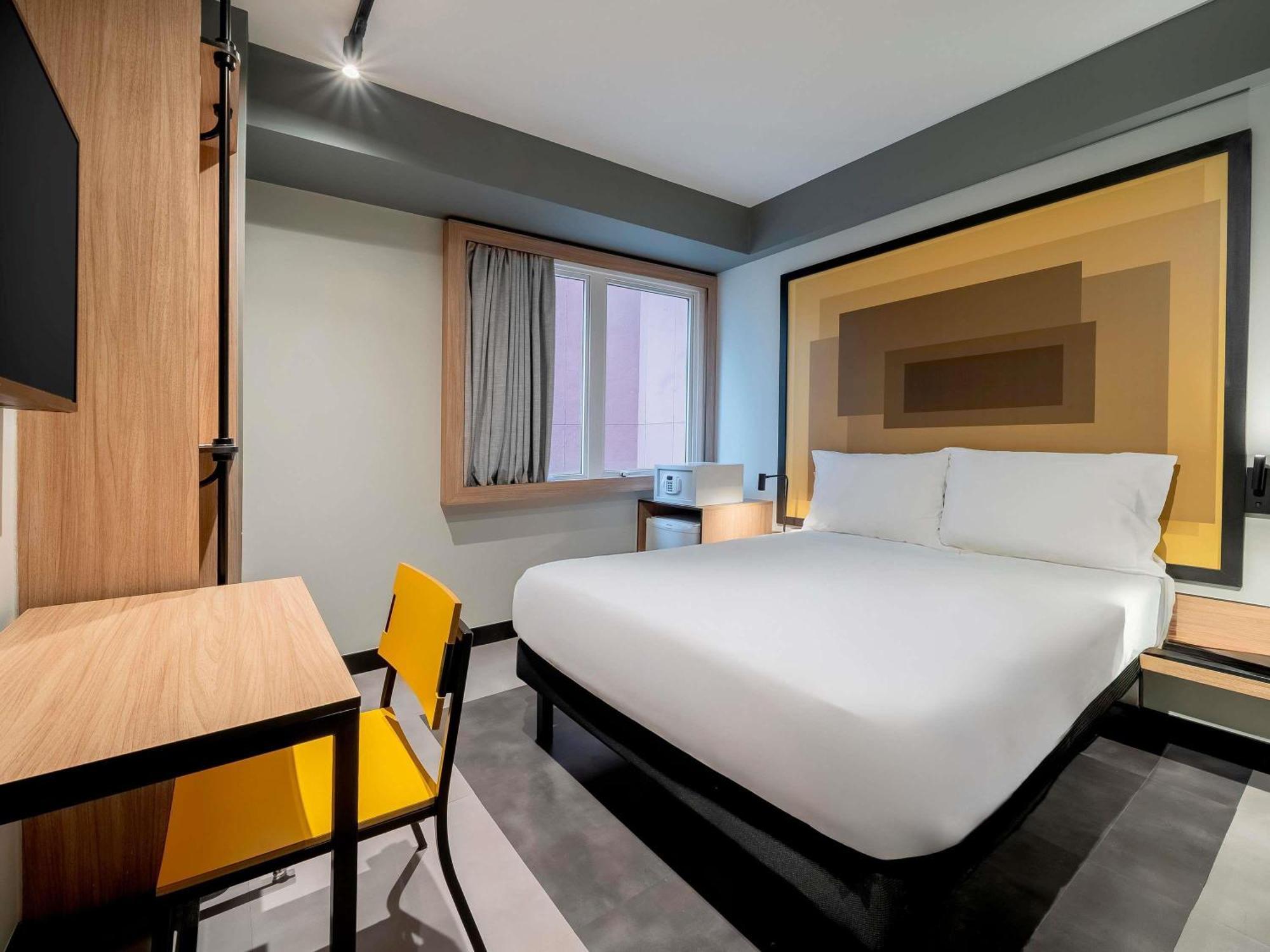 Standard Apartment Double Bed Accessible,1731475381:JPEG